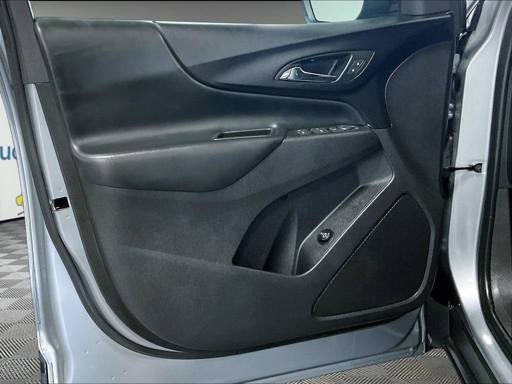 Used 2024 Gray Chevrolet LT image 9