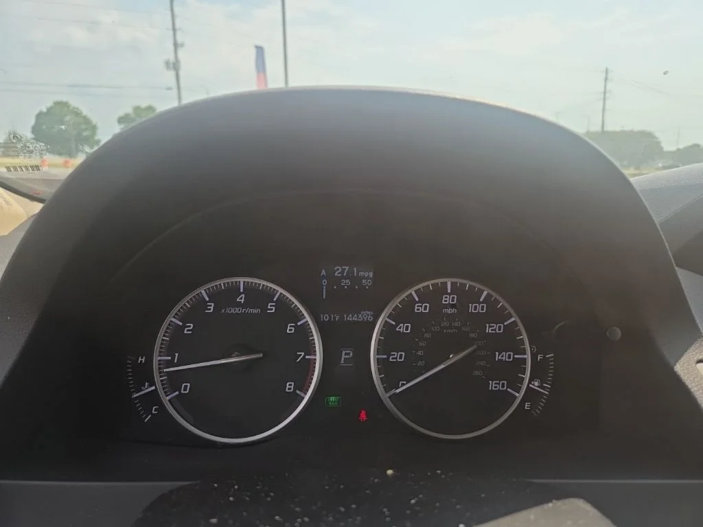 Used 2016  Acura Base image 24