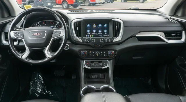 Used 2022 Red GMC SLT image 15