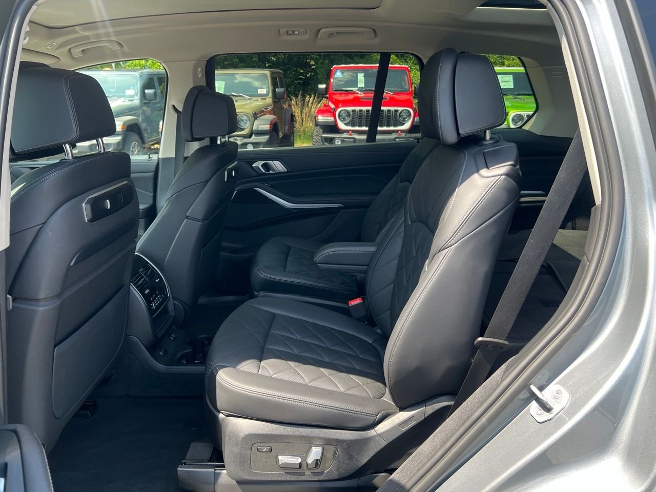 2023 BMW X7 40i - Photo 18