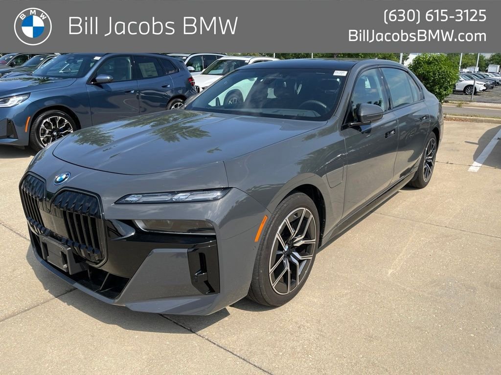 2026 BMW 7 Series 750e xDrive Sedan's photo