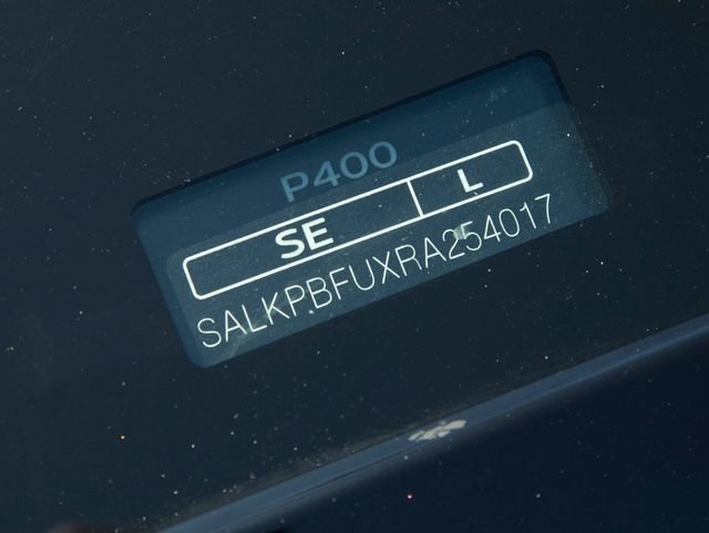 Used 2024 Santorini Black Metallic Land Rover SE image 33