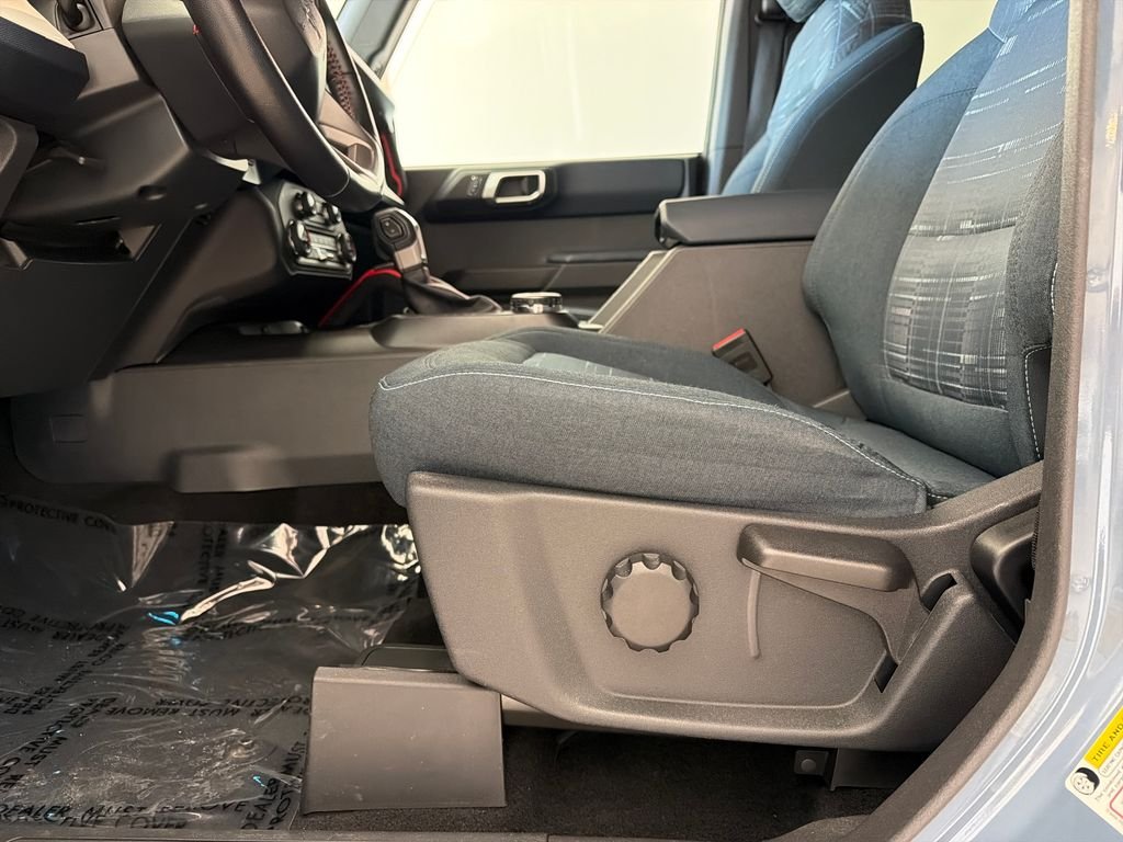 Used 2023 Gray Ford Heritage Edition image 12