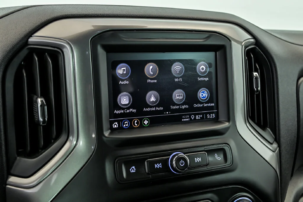 2025 Chevrolet Silverado 1500 Custom - Photo 18
