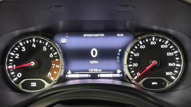 Used 2023 Alpine White Jeep Altitude image 16