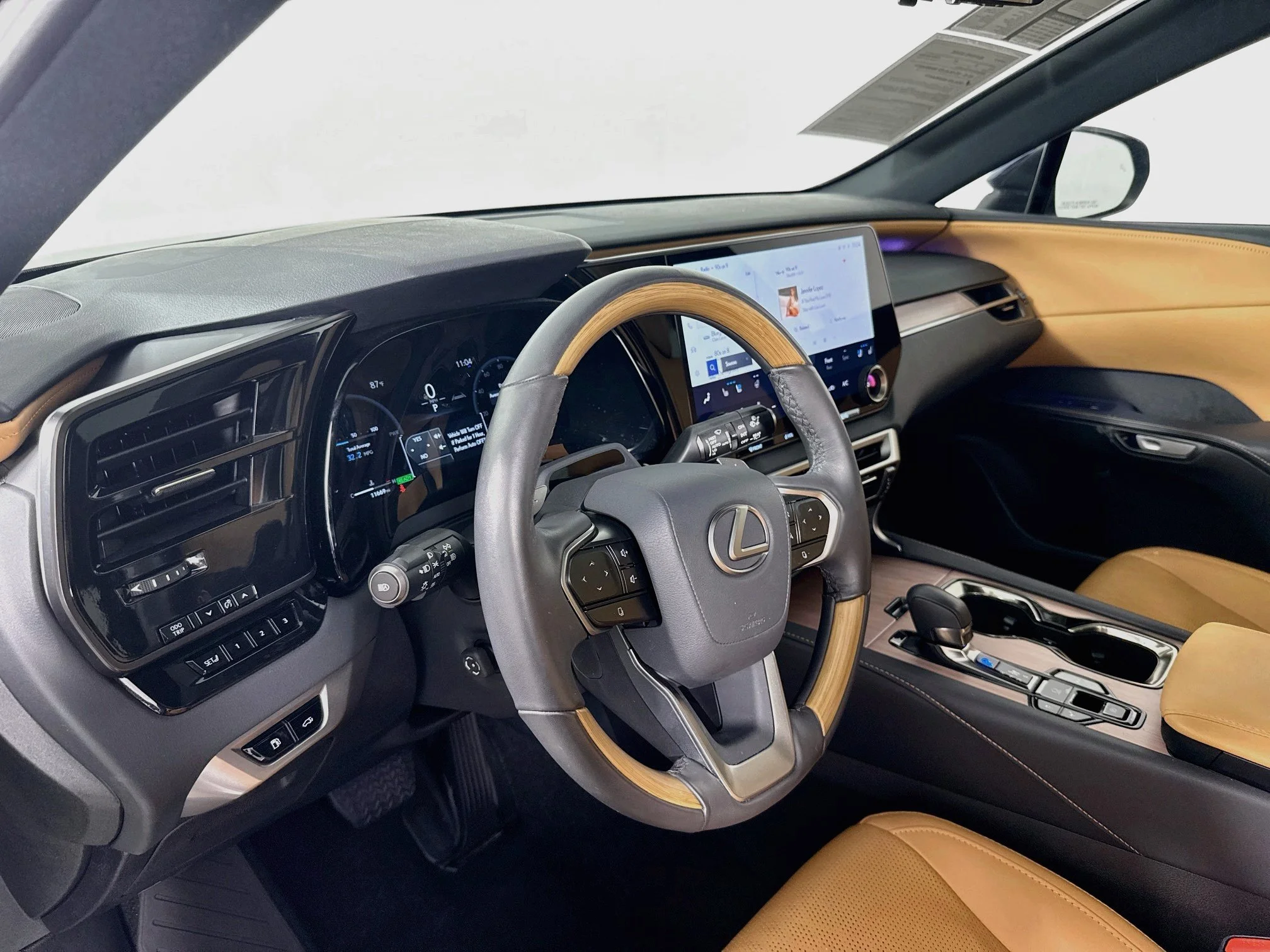 Certified Used 2025 Nightfall Mica Lexus 350h Premium Plus image 9