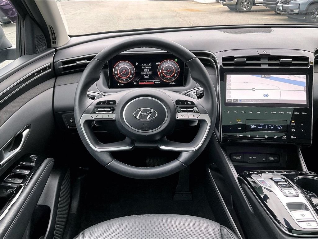 Used 2023 Black Hyundai Limited image 17