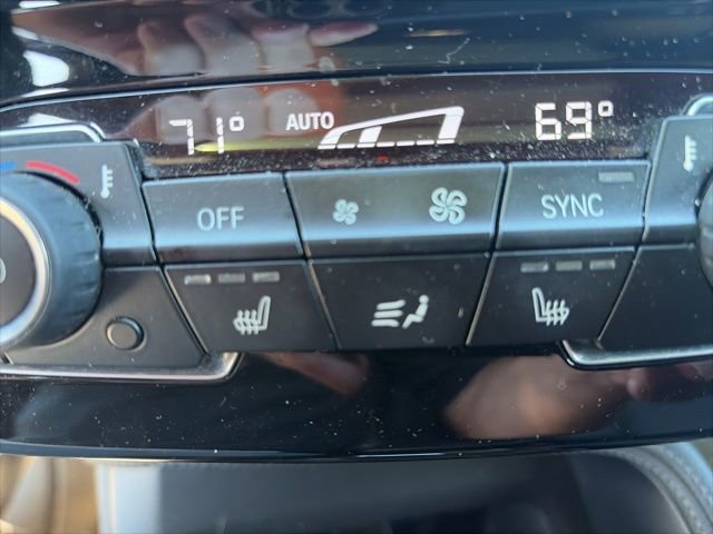 Used 2020 Dark Olive Metallic BMW xDrive28i image 10