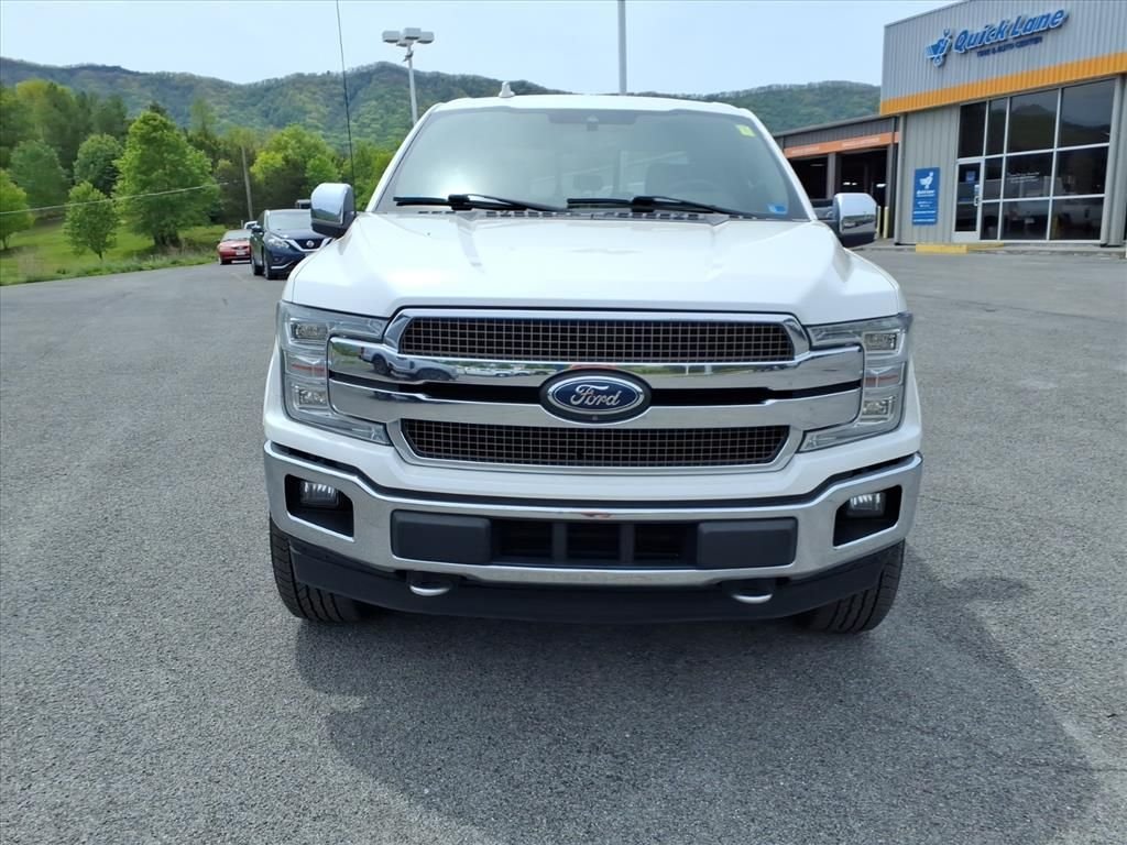 Used 2018 White Platinum Clearcoat Metallic Ford King Ranch image 9