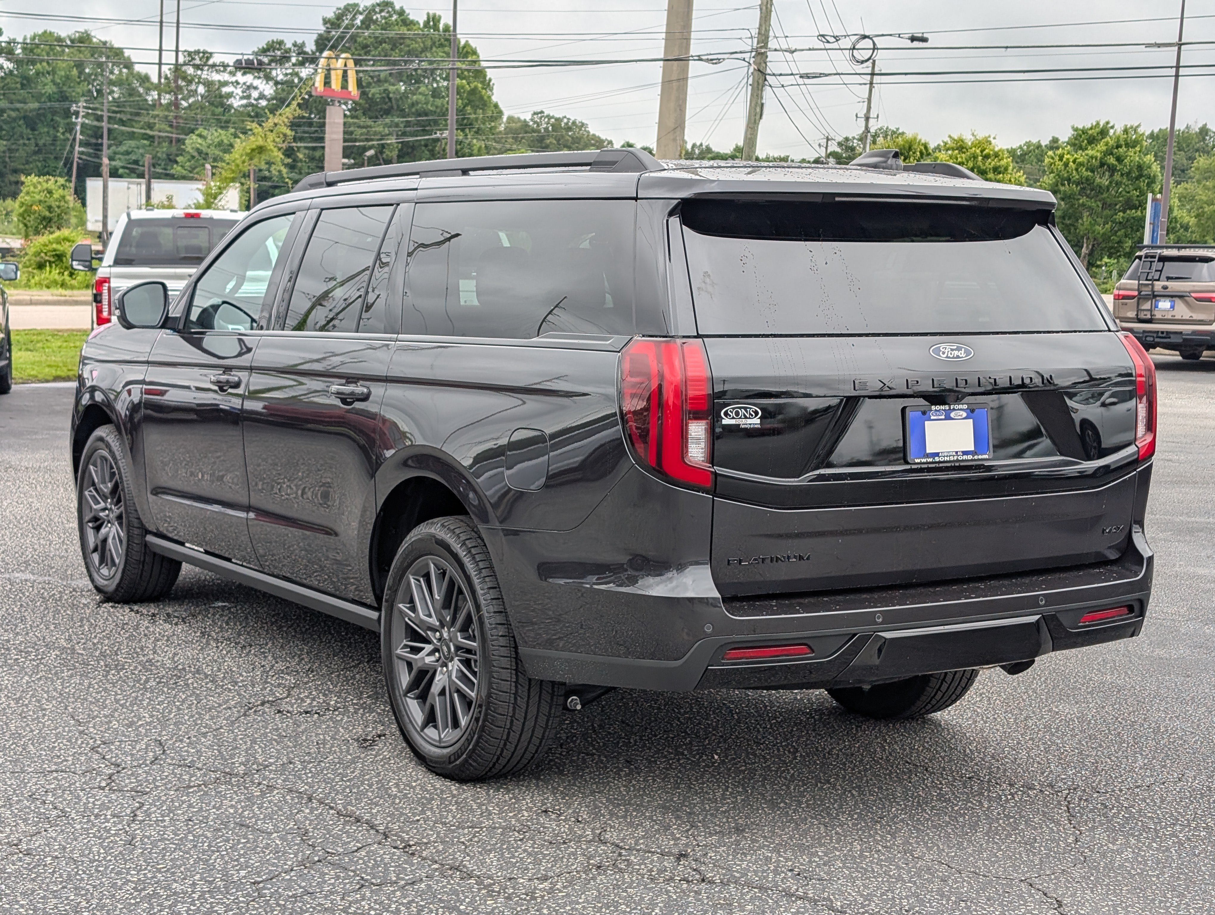 New 2027 Dark Matter Gray Metallic FORD Platinum image 13