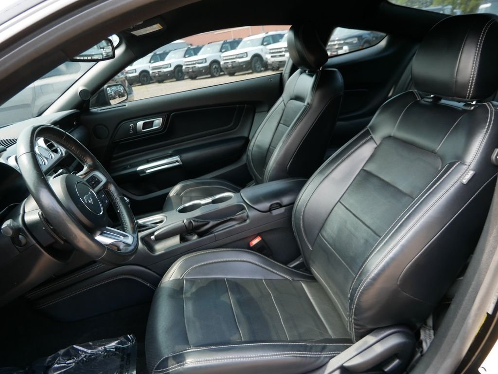Used 2019 Black Ford GT Premium image 16