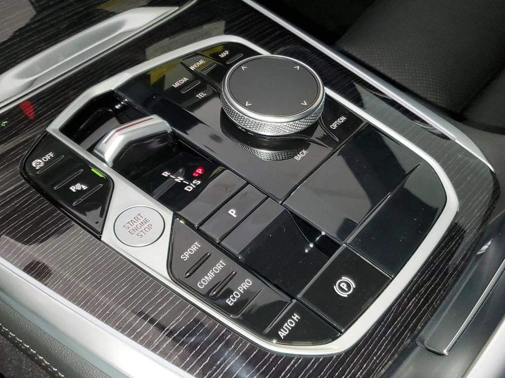 Used 2026 Brooklyn Grey Metallic BMW sDrive40i image 25