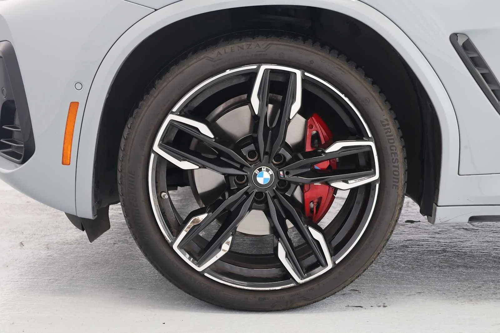 Used 2024 Brooklyn Grey Metallic BMW M40i image 12