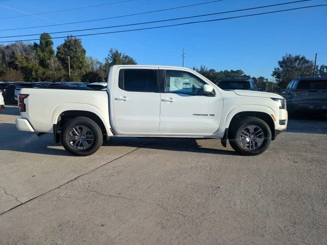 New 2027 Glacier White Nissan Crew Cab SV image 3
