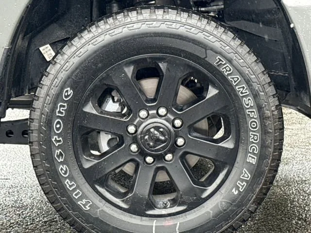 New 2026 Ceramic Gray Clear-Coat Exterior Paint RAM Laramie image 8