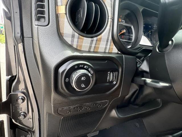 New 2026 Granite Crystal Metallic Clear-Coat Exterior Paint Jeep 85th Anniversary Edition image 20