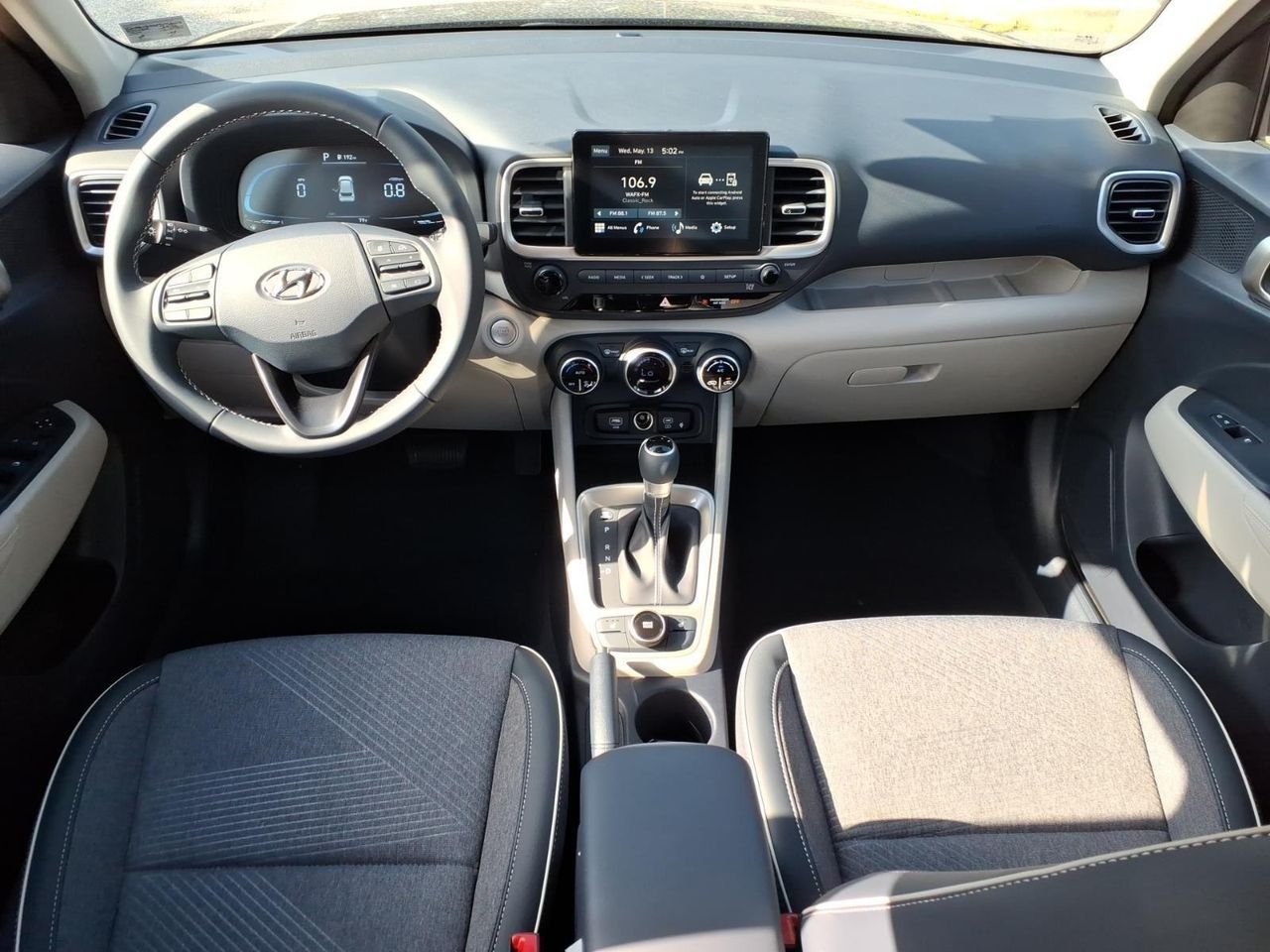 New 2026 Denim w/White Roof Hyundai SEL w/Two-Tone Roof image 17