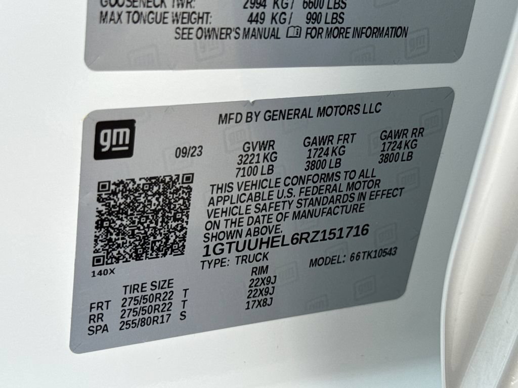 Used 2024 White Frost Tricoat GMC Denali Ultimate image 50