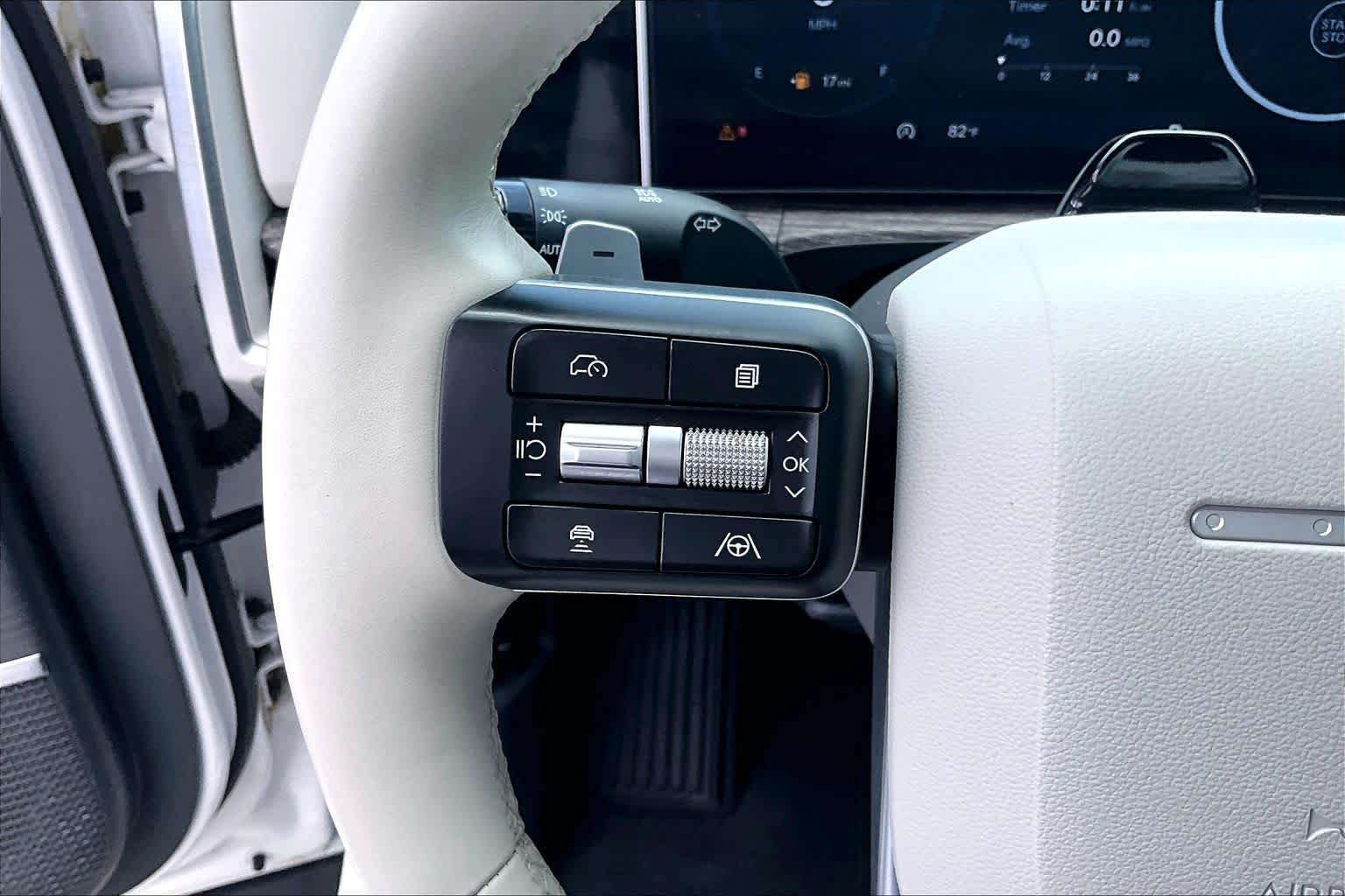 Used 2024 Serenity White Hyundai Limited image 20