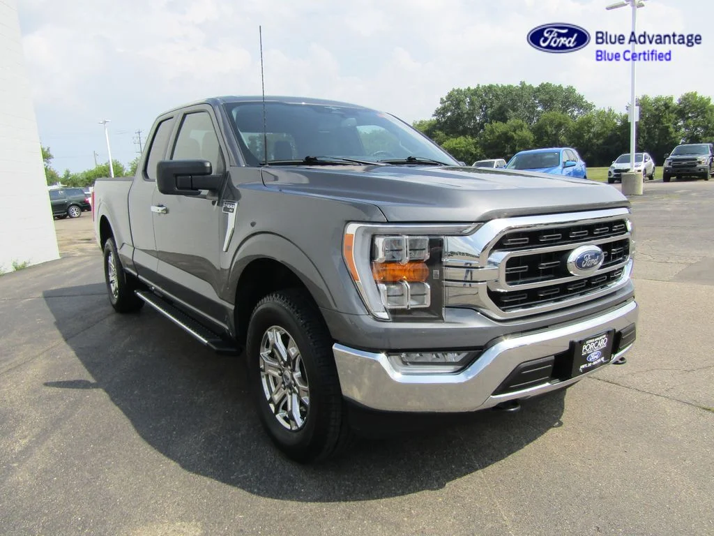 Certified Used 2023 Carbonized Gray Metallic Ford XLT image 11