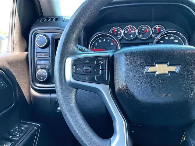 2022 Chevrolet Silverado 2500HD Custom - Photo 23