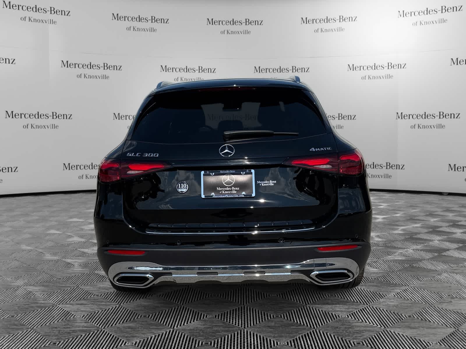 Certified Used 2025  Mercedes-Benz GLC 300 image 4