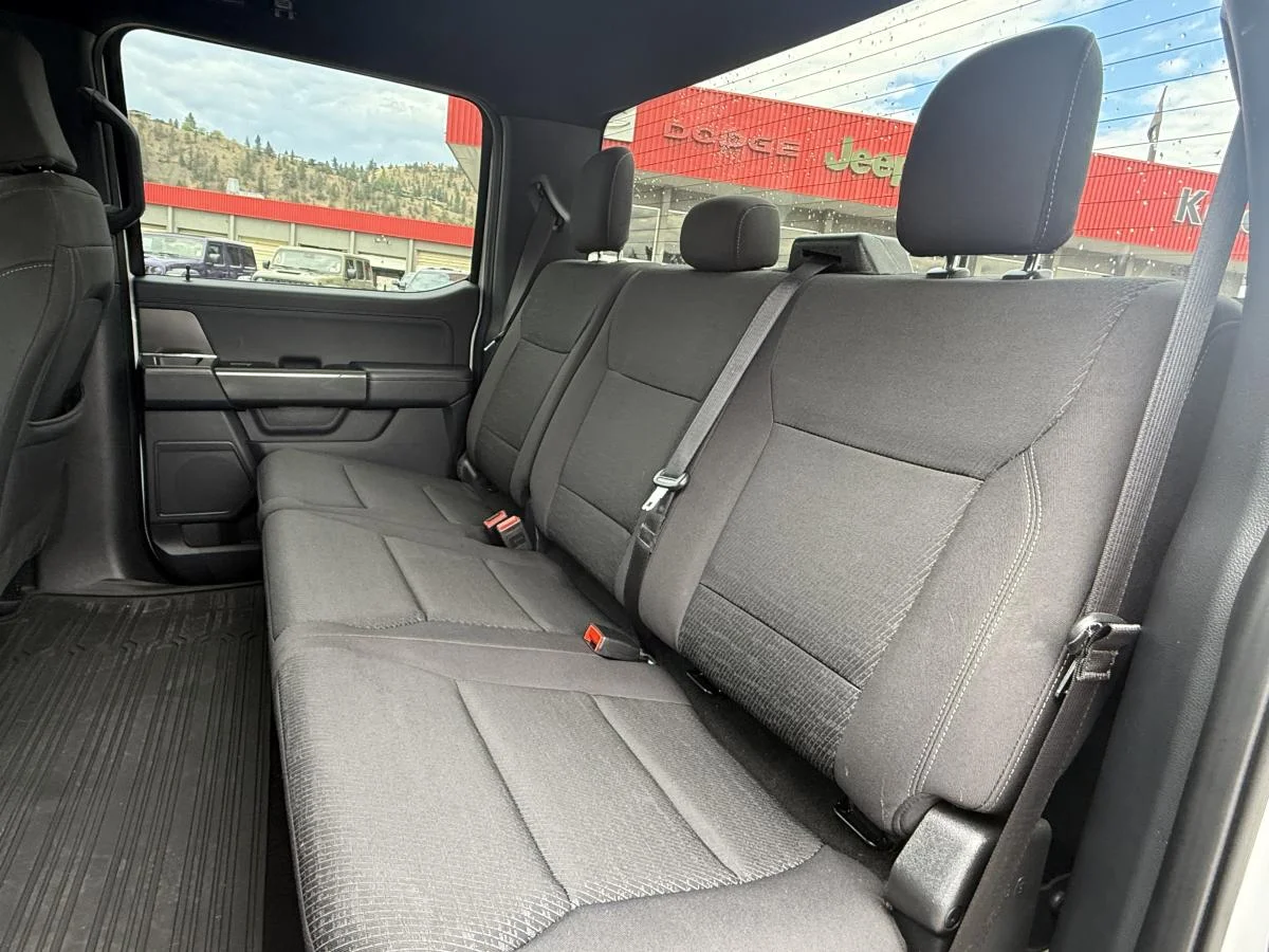Used 2024 White Ford XLT image 17