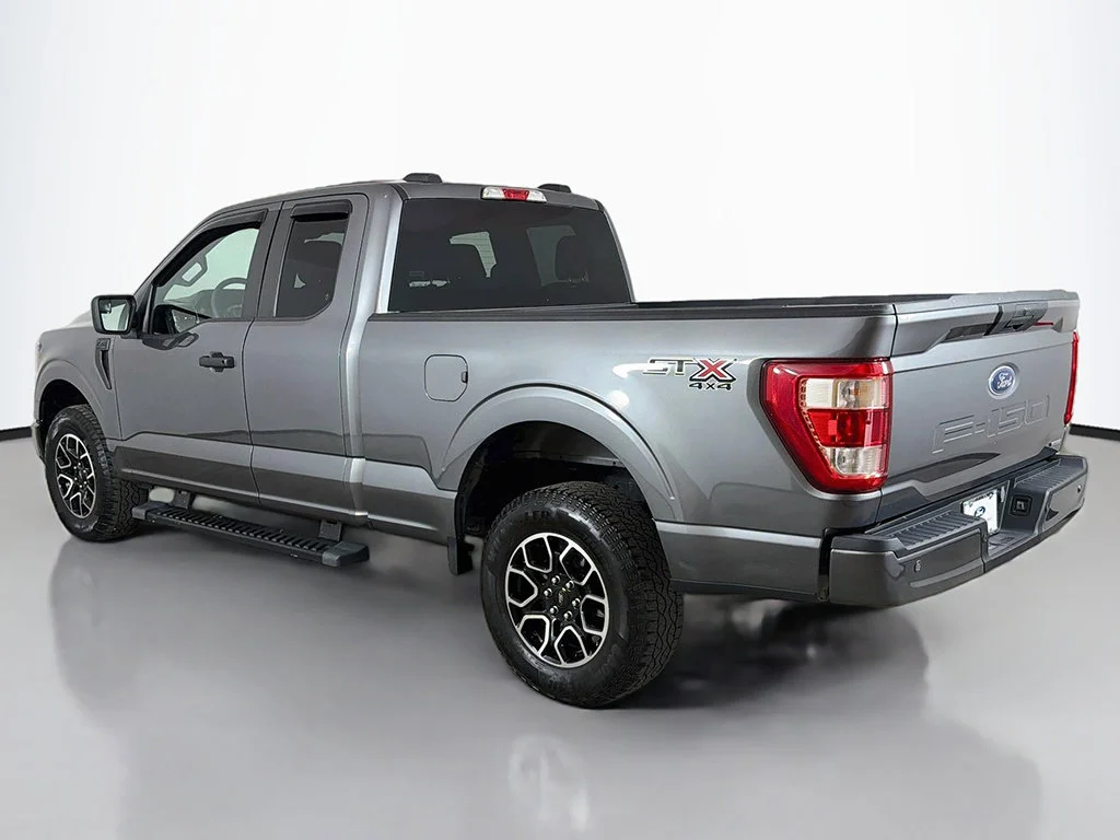Used 2023 Carbonized Gray Metallic Ford XL image 7