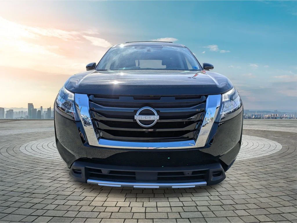 Certified Used 2024 Super Black Nissan SL image 10