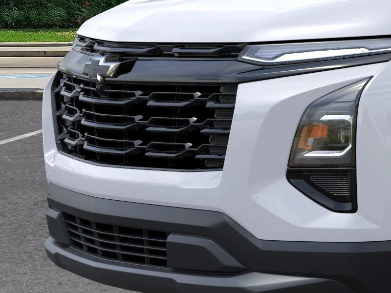 New 2027 Summit White Chevrolet LT image 13