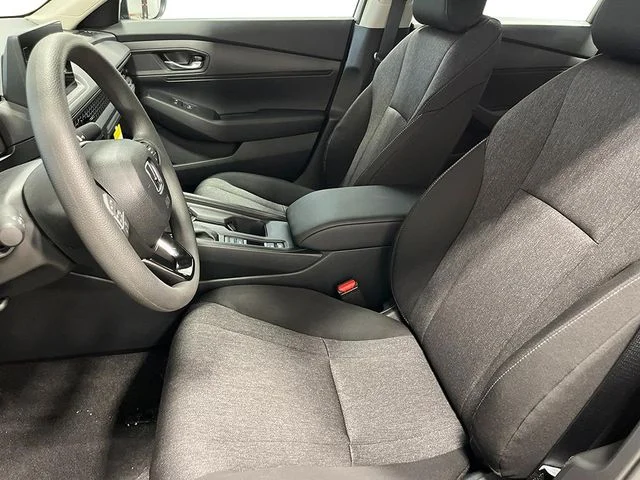 New 2026 Platinum White Pearl Honda LX image 14