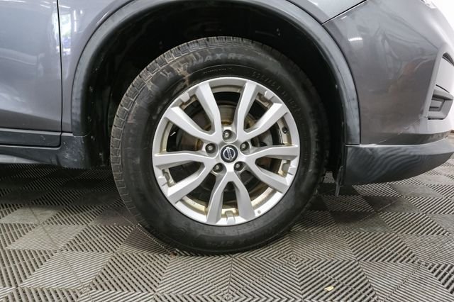 Used 2019 Gray Nissan SV image 15