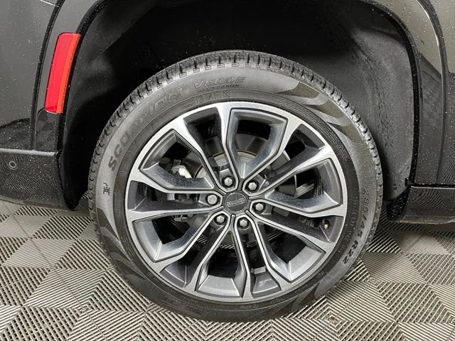 Used 2023 Black Jeep Series III image 9