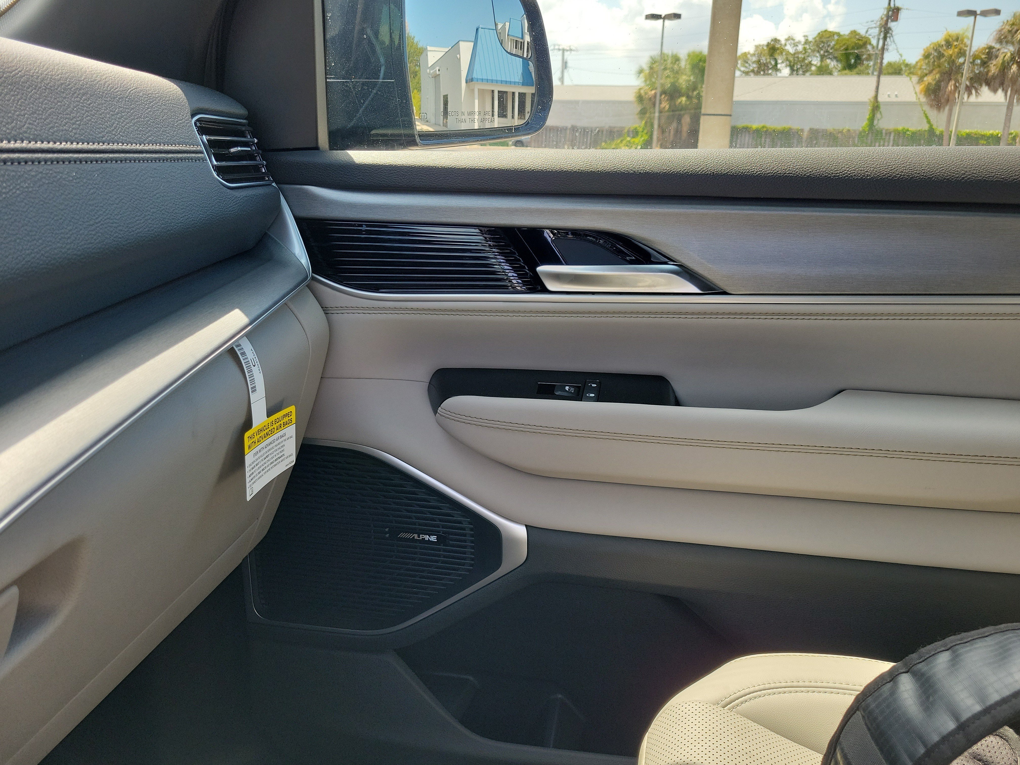New 2026 High Gloss Black Exterior Paint Jeep  image 21