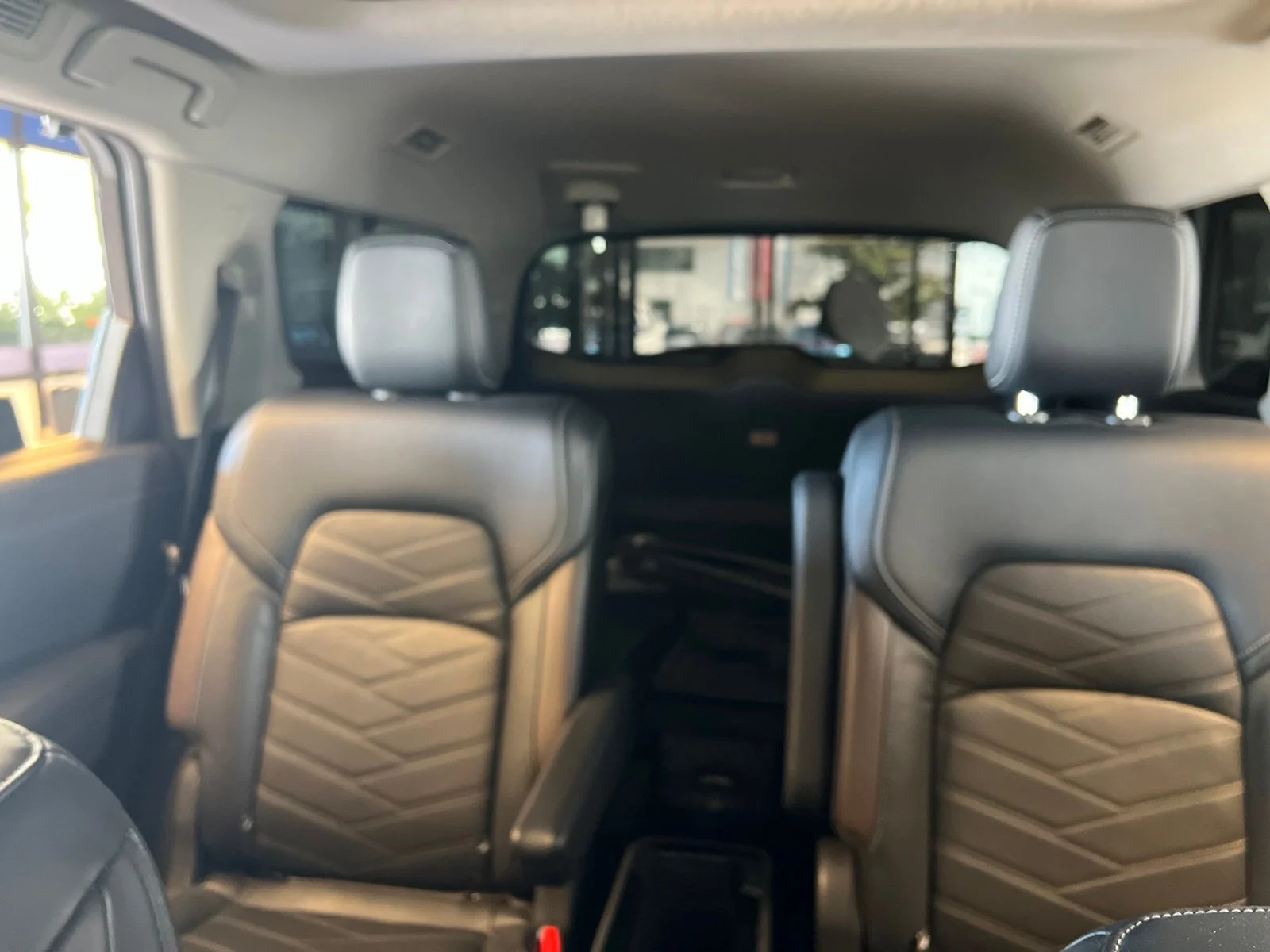 Used 2023 White Nissan Platinum image 28