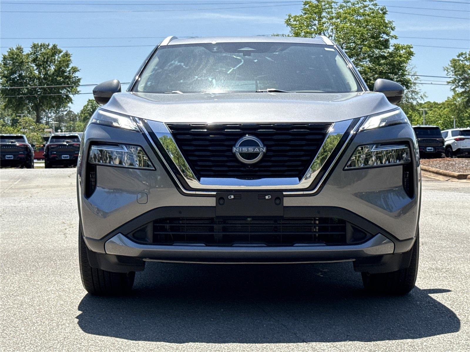 Used 2023 Gun Metallic Nissan SL image 32
