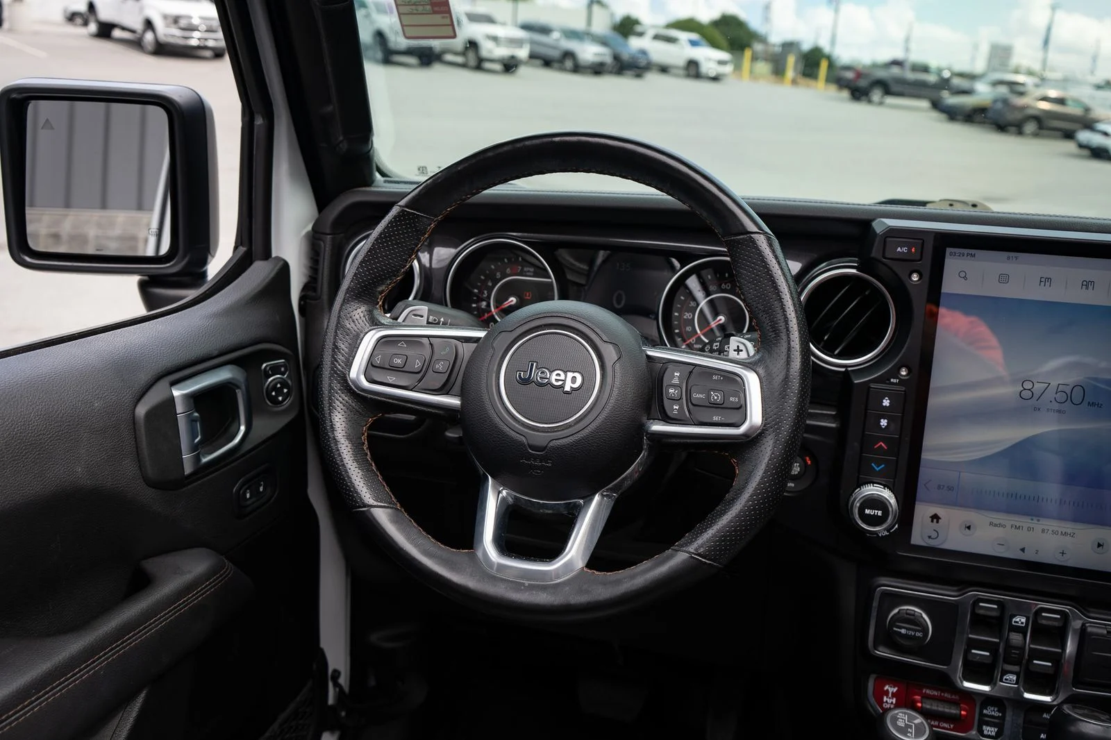 Used 2022 White Jeep Unlimited Rubicon 392 image 37