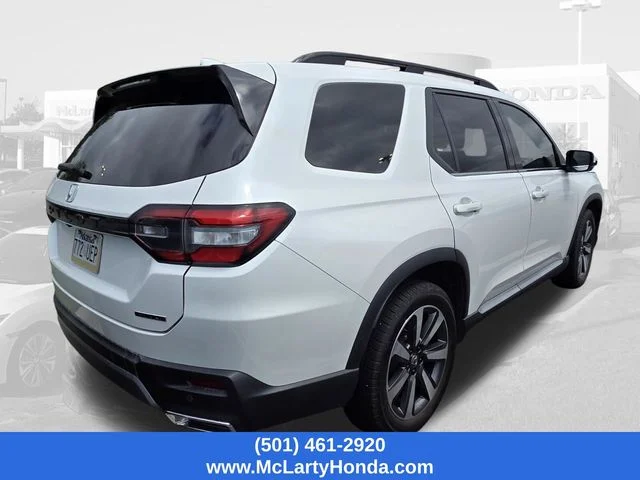 Certified Used 2025 Platinum White Pearl Honda Touring image 5