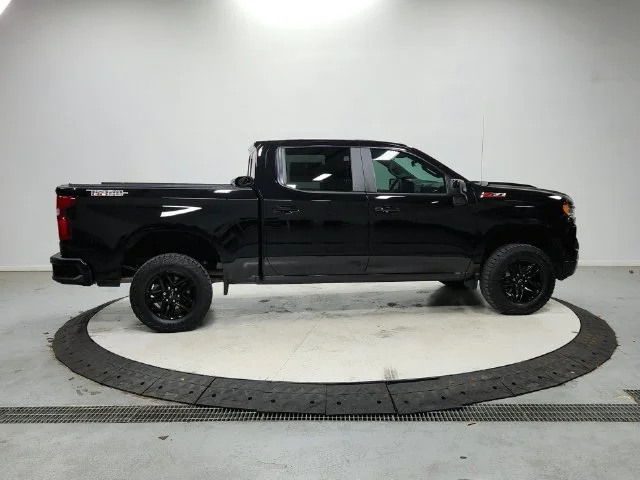 2024 Chevrolet Silverado 1500 LT Trail Boss - Photo 9