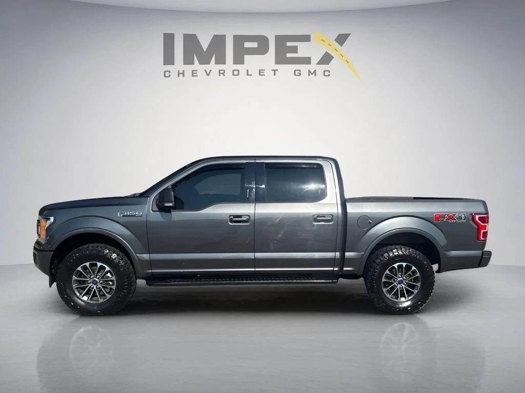 Used 2018 Gray Ford XL image 2