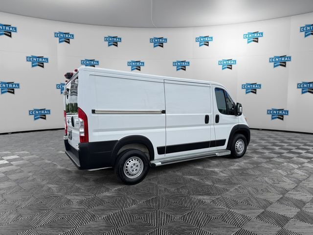 Used 2025 White Ram Base image 4