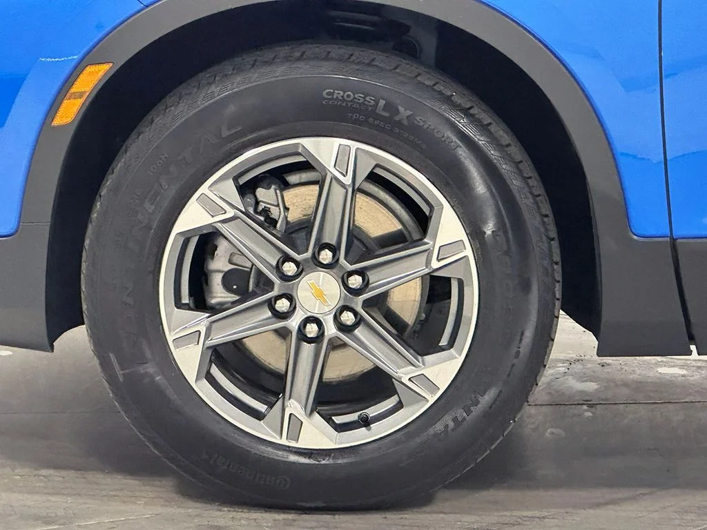 Used 2025 Blue Chevrolet LT image 35