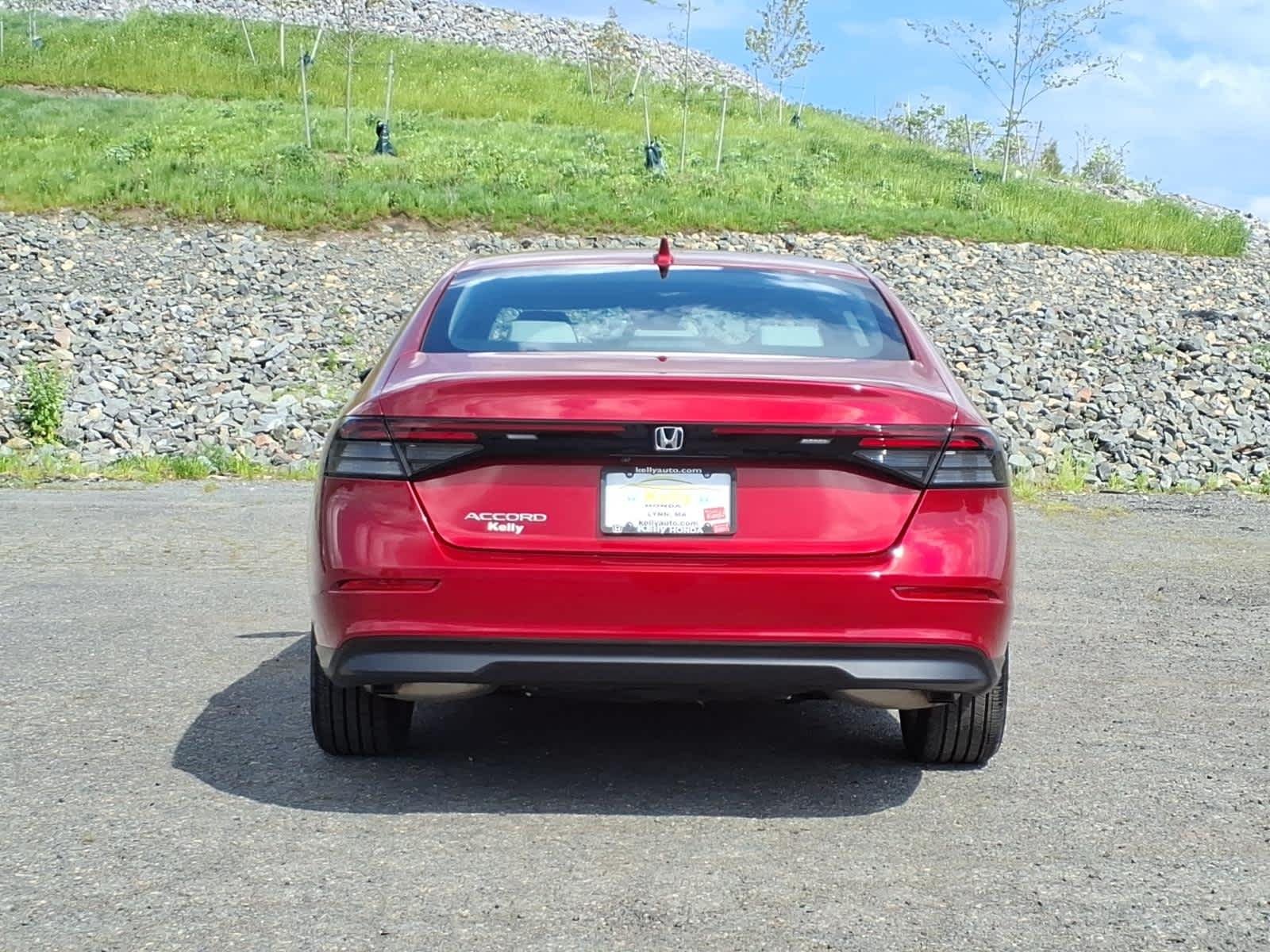2023 Honda Accord EX - Photo 6