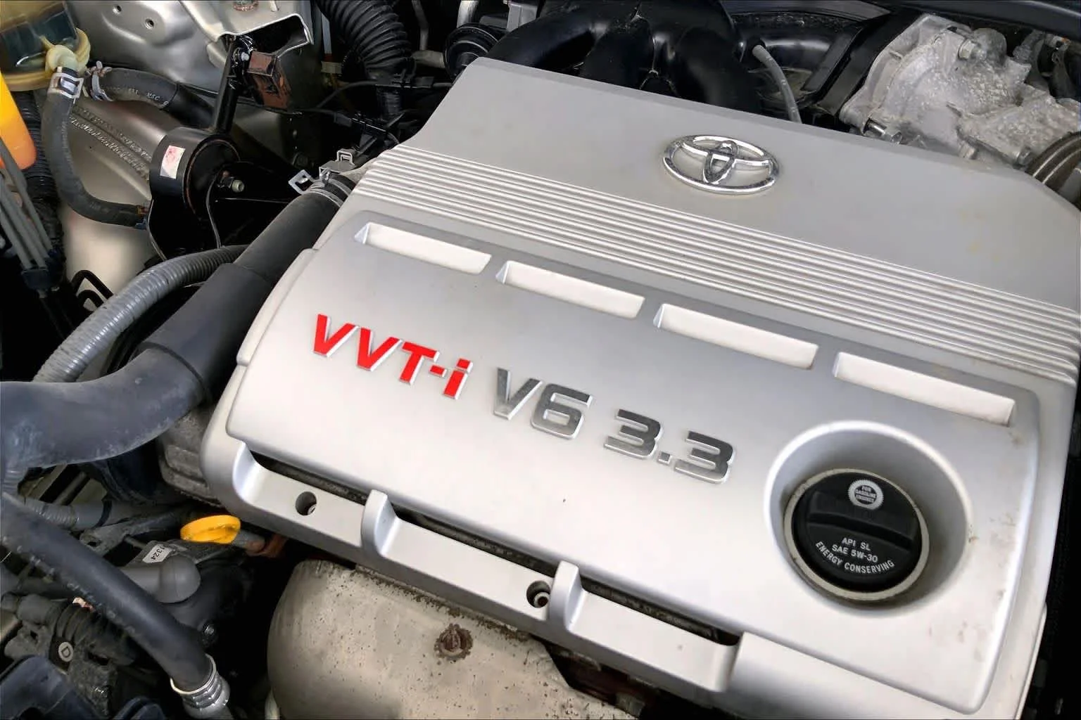 Used 2007 Millenium Silver Metallic Toyota  image 30