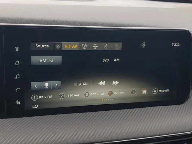 Used 2025 Brown Nissan SR image 27