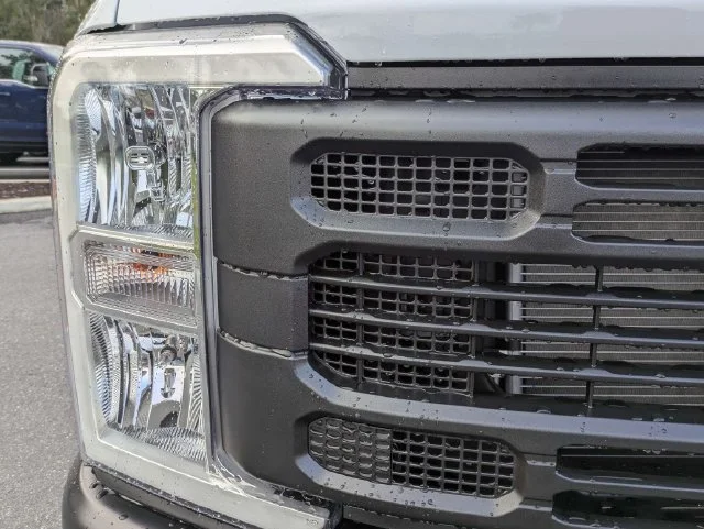 New 2027 White Ford XL image 10