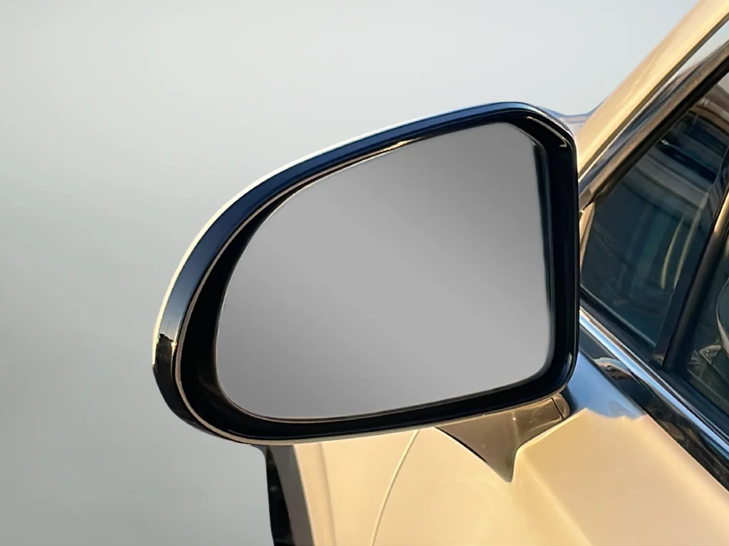 Used 2022 Gray Hyundai SEL image 43