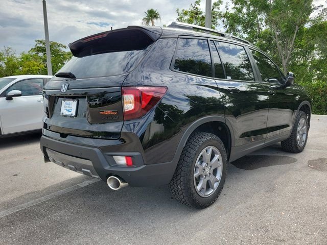 Used 2025 Crystal Black Pearl Honda TrailSport image 6
