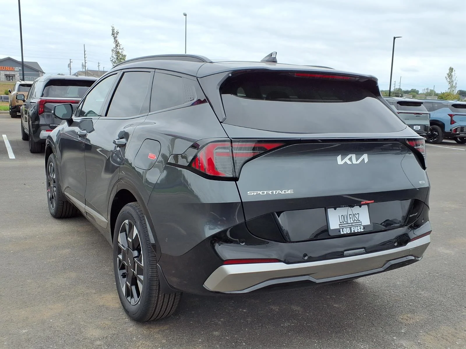 New 2027 Gravity Gray Kia SX Prestige image 2