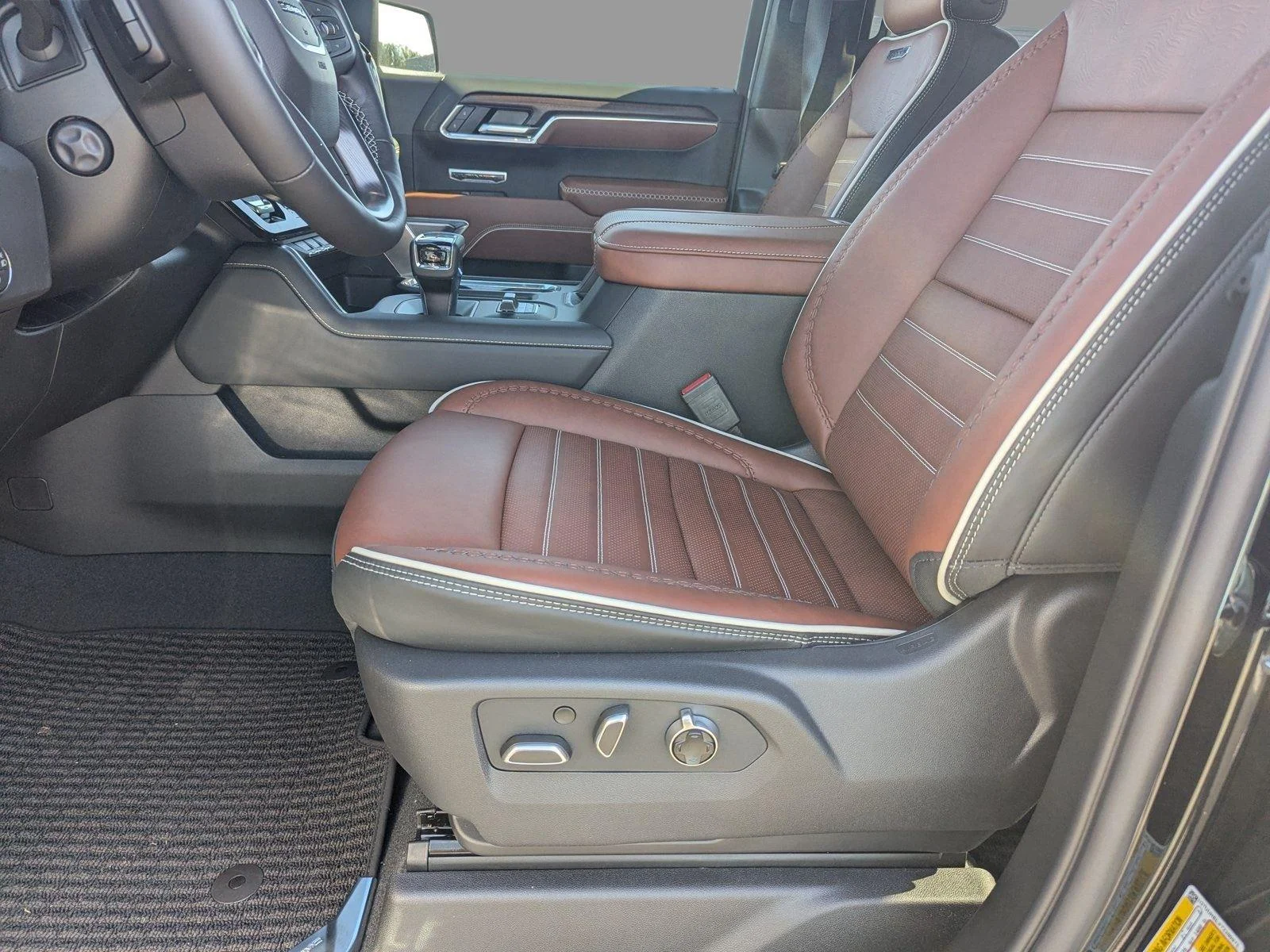 New 2026 Onyx Black GMC Denali Ultimate image 14